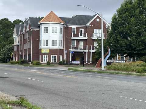 2932 E Virginia Beach Boulevard, Norfolk, VA 23504