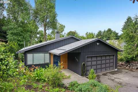 9281 SW BOONES FERRY RD, Portland, OR 97219