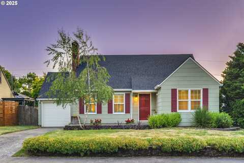 7067 N DWIGHT AVE, Portland, OR 97203