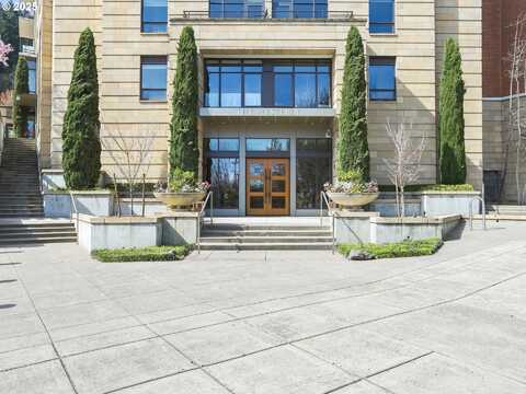 2351 NW WESTOVER RD, Portland, OR 97210