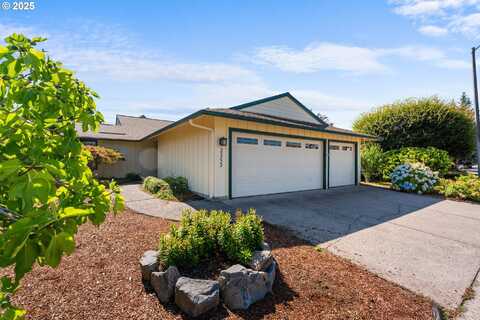 2352 NE 151ST AVE, Portland, OR 97230