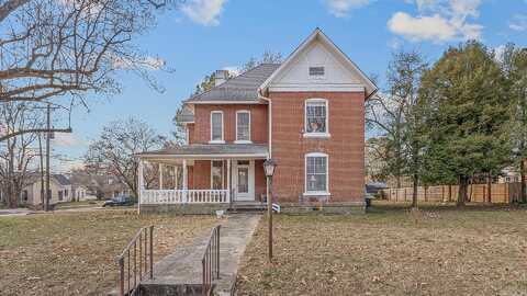 642 W Matthews Avenue, Jonesboro, AR 72401