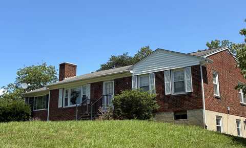 105 Berry Ridge RD, Buchanan, VA 24066