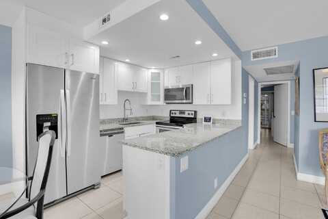2070 Exeter D, Boca Raton, FL 33434