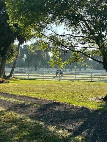 14095 Biddex Road, Loxahatchee, FL 33470