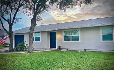 2590 SW Hinchman Street, Port Saint Lucie, FL 34984