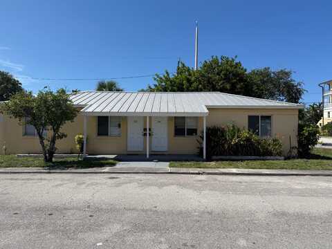 400 Metcalf Court, West Palm Beach, FL 33407
