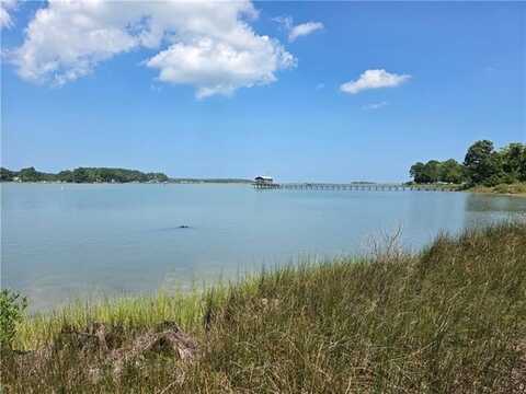 000 Horn Harbor Avenue, New Point, VA 23125