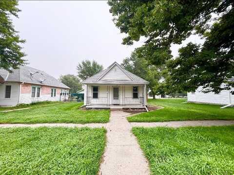 107 S 3rd Street, Newman Grove, NE 68758