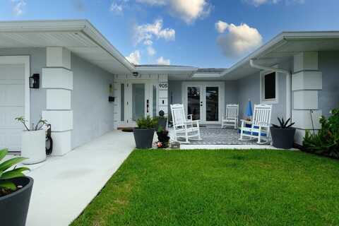 905 Evergreen Drive, North Palm Beach, FL 33408