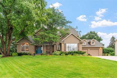 1564 Park Circle, Mendota Heights, MN 55118