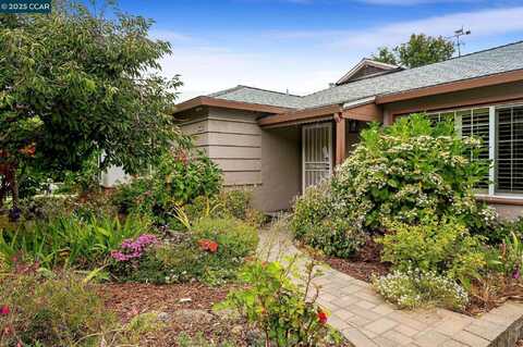 16063 Berkshire Dr, Castro Valley, CA 94578