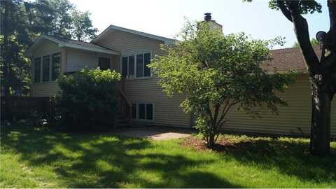 736 Woodbine Lane, Brooklyn Center, MN 55430