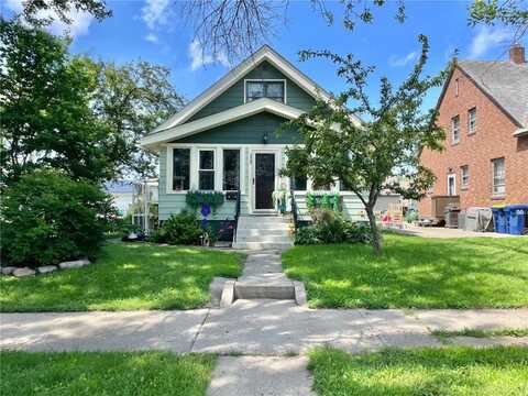 330 N Washington Avenue, Springfield, MN 56087