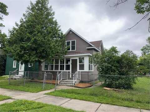 606 Wabigon Avenue, Buhl, MN 55713