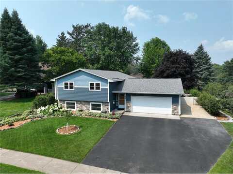 235 Oakwood Drive, Shoreview, MN 55126