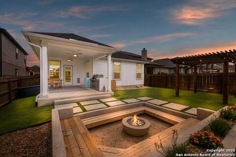 215 W Granite Shores, Boerne, TX 78006