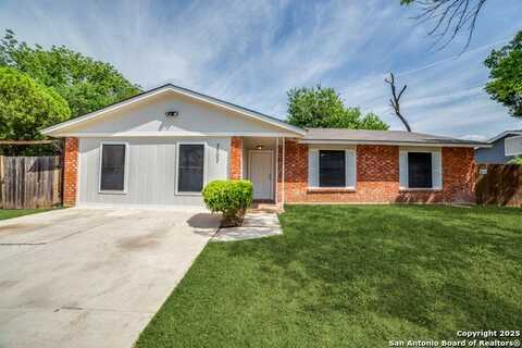 3707 Pipers Cross, San Antonio, TX 78251