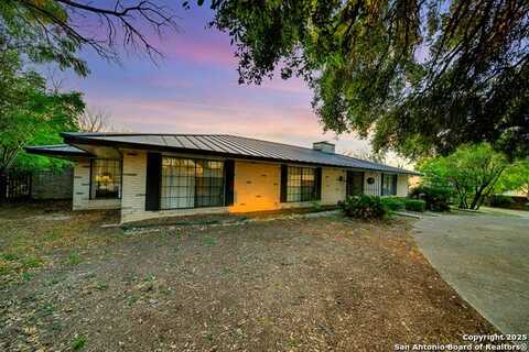 605 Squires, Castle Hills, TX 78213