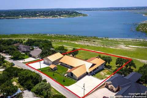 800 MILITARY DR, Canyon Lake, TX 78133