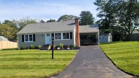 62 Teal Circle, West Dennis, MA 02670