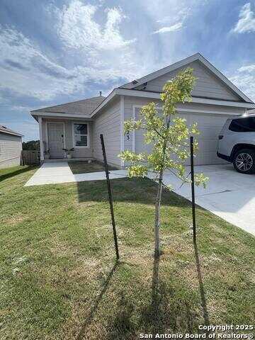 223 Kayden, Marion, TX 78124