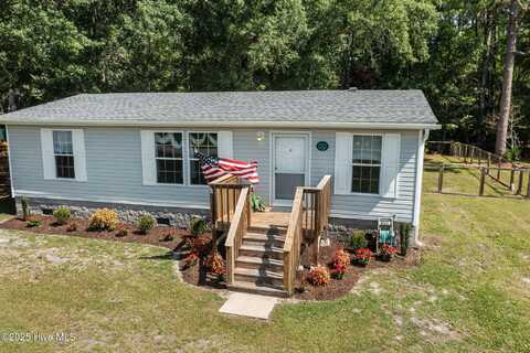 306 Rattan Street, Newport, NC 28570