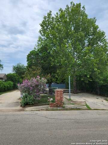 6511 Marcum Dr, San Antonio, TX 78227