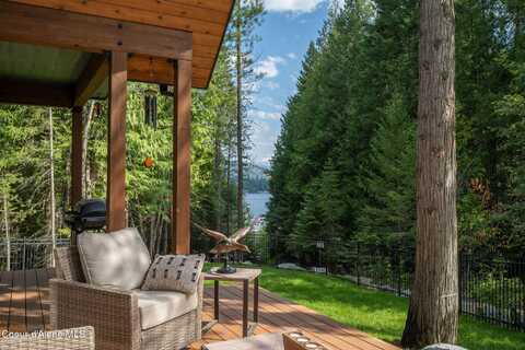 27 Markham Ct, Priest River, ID 83856