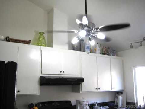 7700 Parkway Drive unit: 11, La Mesa, CA 91942