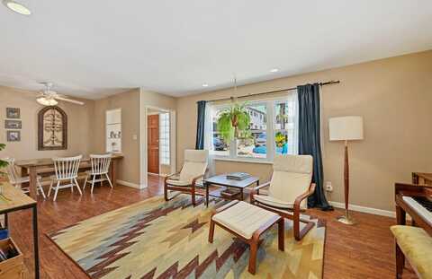 3262 Apache Ave, San Diego, CA 92117