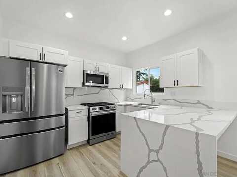 7231 Mohawk St, La Mesa, CA 92115