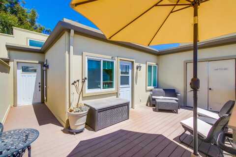 10374 Caminito Banyon, San Diego, CA 92131