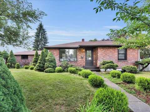 3805 W Queen Ave, Spokane, WA 99205