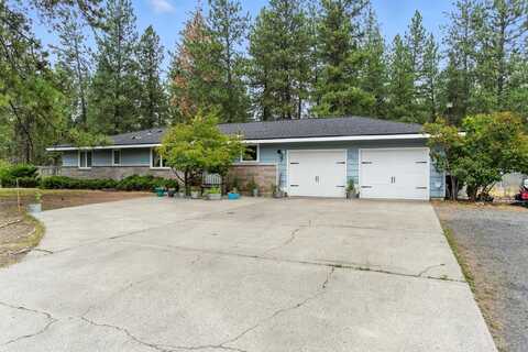 18826 W Christensen Rd, Medical Lake, WA 99022