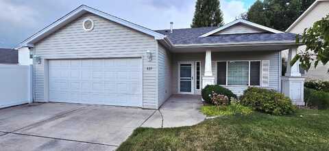 825 N Fox Ridge Rd, Medical Lake, WA 99022