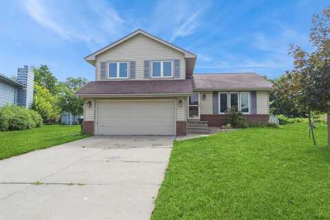 121 SW Meadowlark Court, Ankeny, IA 50023