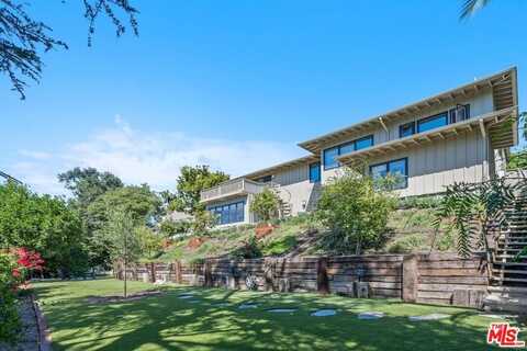 13201 Cheltenham Dr, Sherman Oaks, CA 91423
