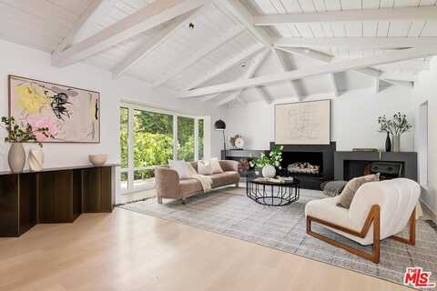 1847 N Beverly Dr, Beverly Hills, CA 90210