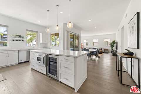 5848 Suncatcher Pl, Los Angeles, CA 90094
