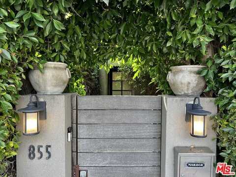 855 N Sweetzer Ave, West Hollywood, CA 90069