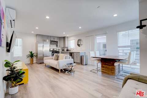 1875 W 20th St, Los Angeles, CA 90007