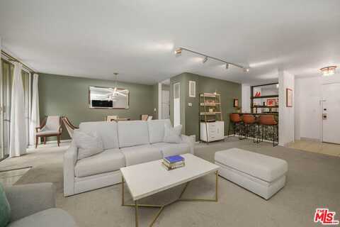 6315 Green Valley Cir, Culver City, CA 90230