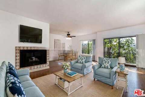 11928 Kiowa Ave, Los Angeles, CA 90049