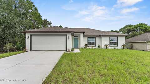 667 Tarr Avenue SW, Palm Bay, FL 32908