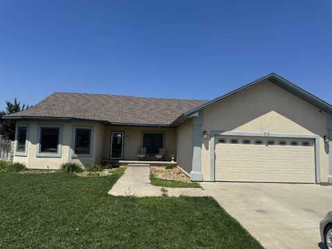 517 Jenna Ln, Garden City, KS 67846