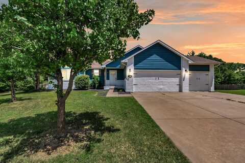 1826 N Columbine Cir, Andover, KS 67002