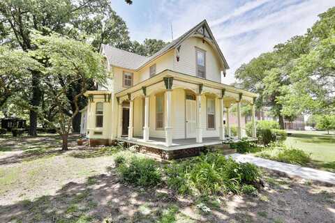 108 N Cranmer St, Conway Springs, KS 67031