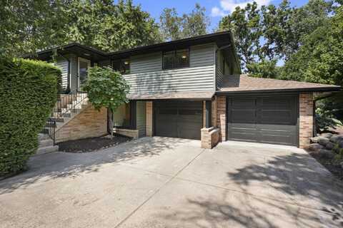 9 Ashland Court, Madison, WI 53705