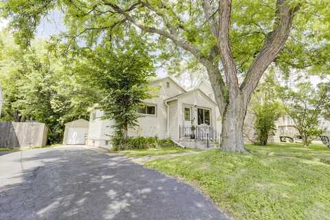 1726 Schlimgen Avenue, Madison, WI 53704